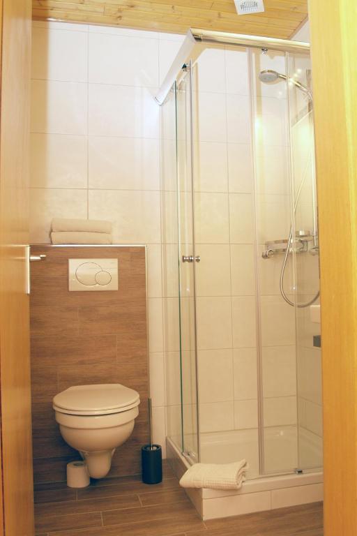 Hotel Haus Gertrud سيمراث الغرفة الصورة