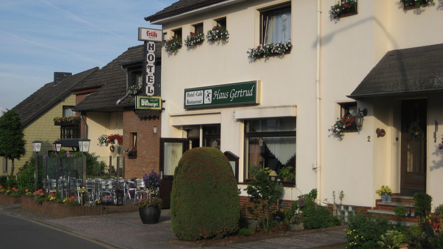 Hotel Haus Gertrud سيمراث المظهر الخارجي الصورة