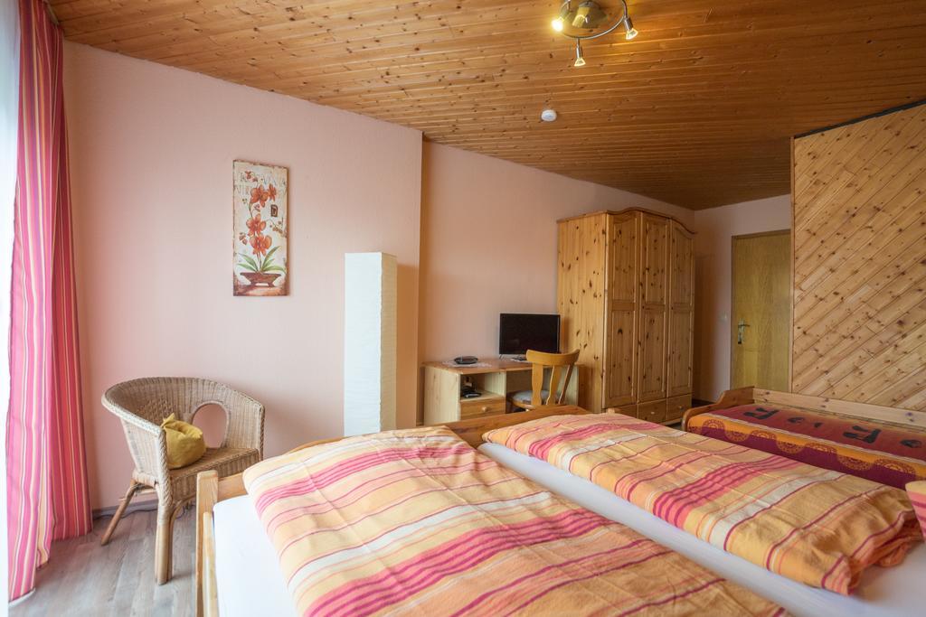 Hotel Haus Gertrud سيمراث المظهر الخارجي الصورة
