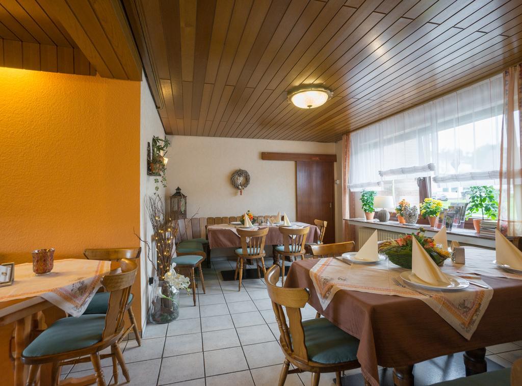 Hotel Haus Gertrud سيمراث المظهر الخارجي الصورة